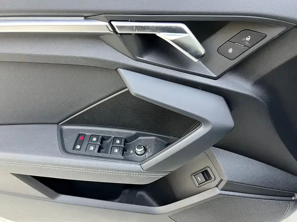 Audi A3 — фото 8