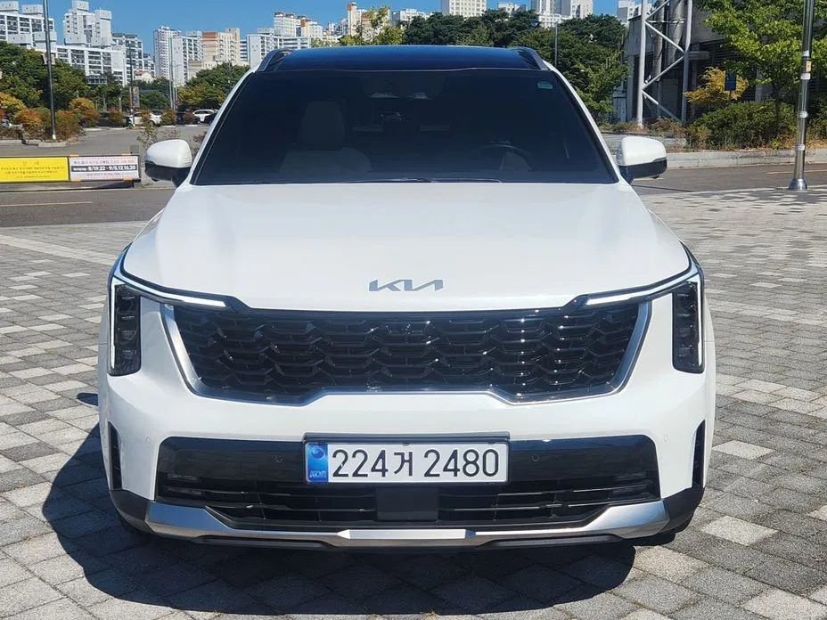 Kia Sorento — фото 1