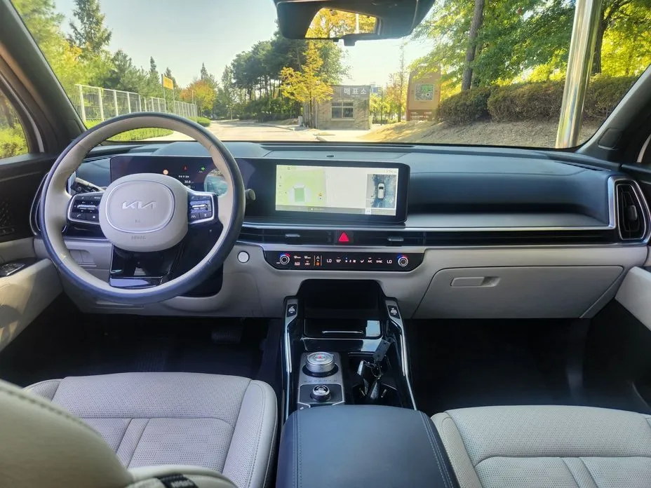 Kia Sorento — фото 6