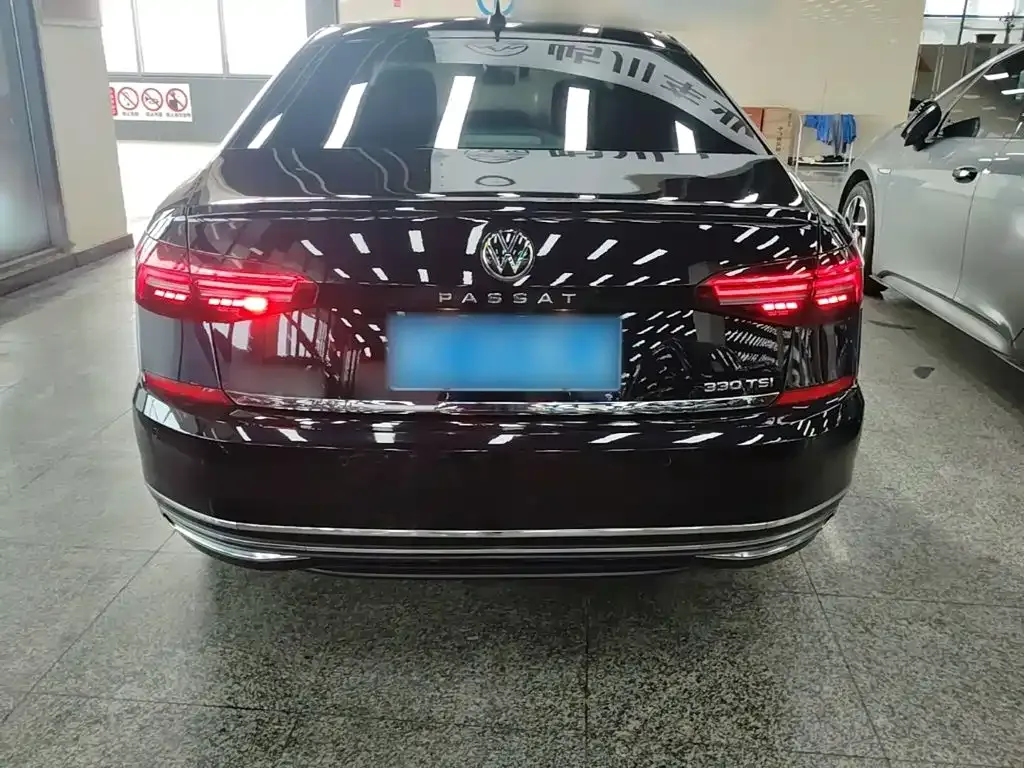 Volkswagen Passat — фото 3