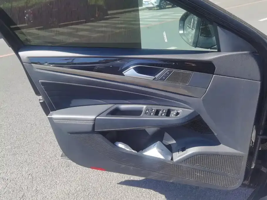 Volkswagen Passat — фото 6