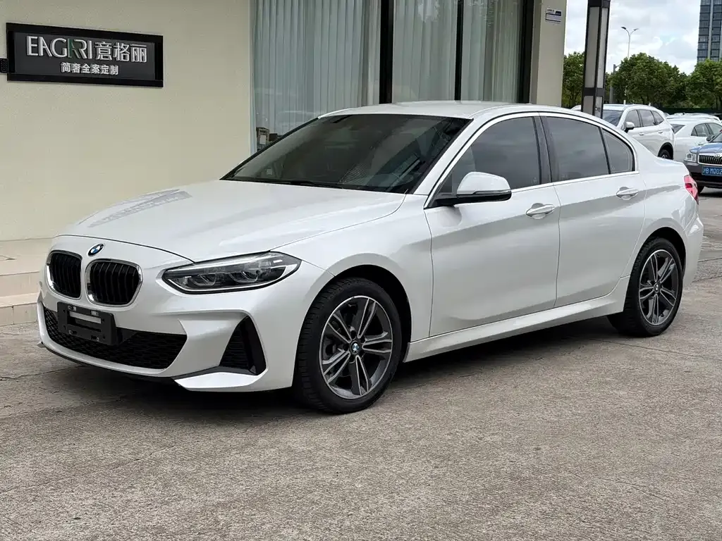 BMW 1 Series — фото 1