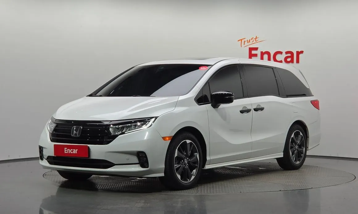 Honda Odyssey — фото 1
