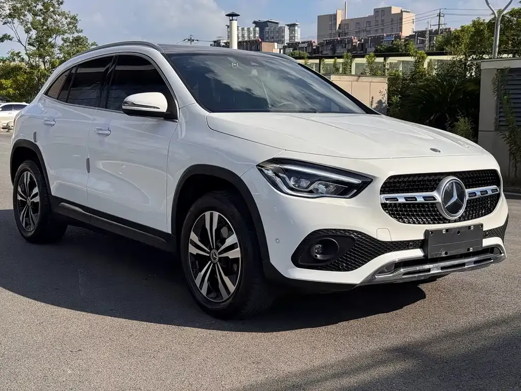 Mercedes-Benz GLA — фото 4