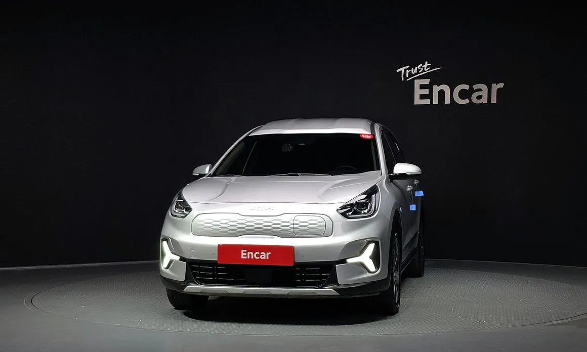 Kia Niro — фото 10