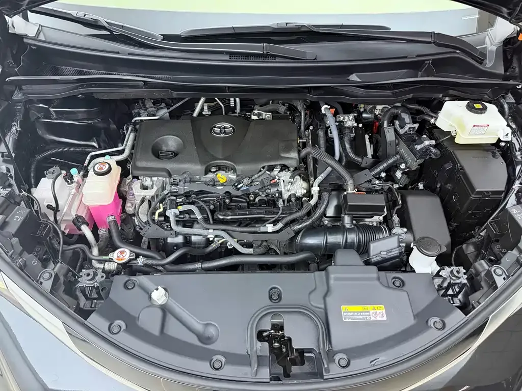 Toyota Granvia — фото 7