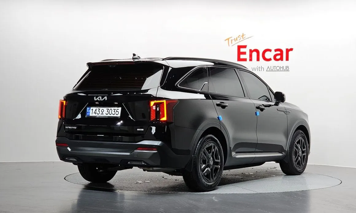 Kia Sorento — фото 7