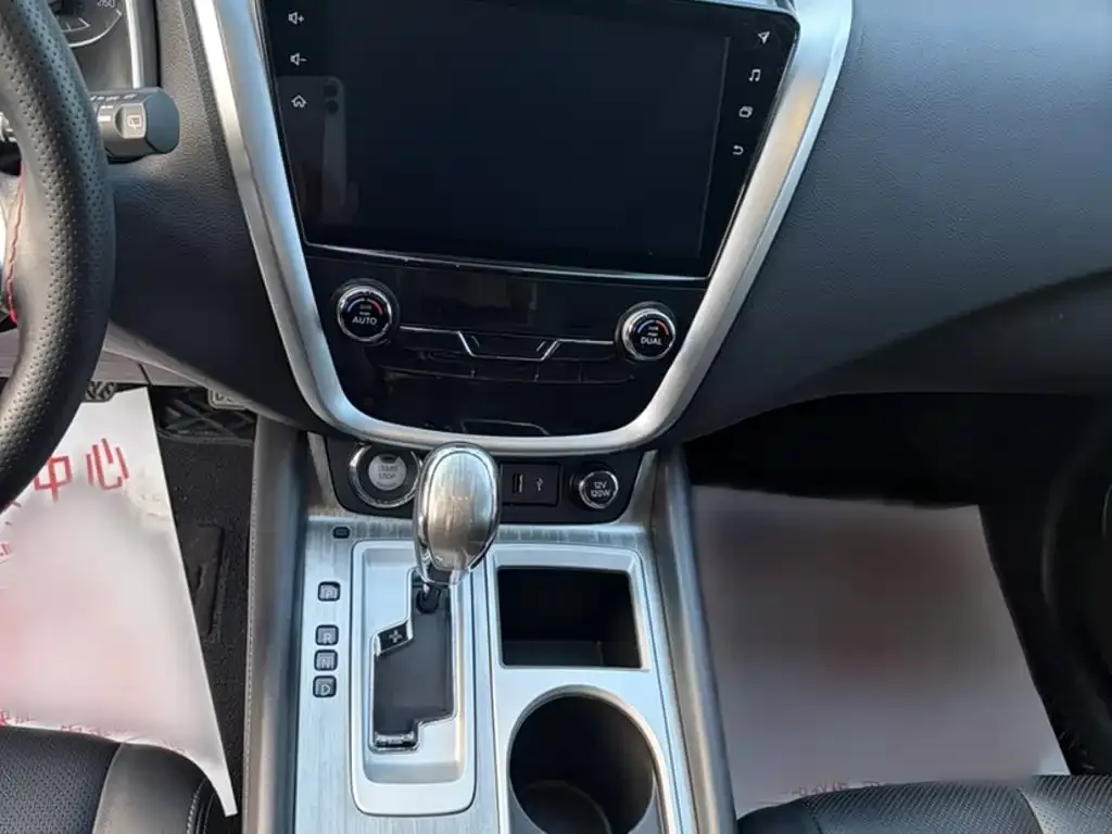 Nissan Murano — фото 2