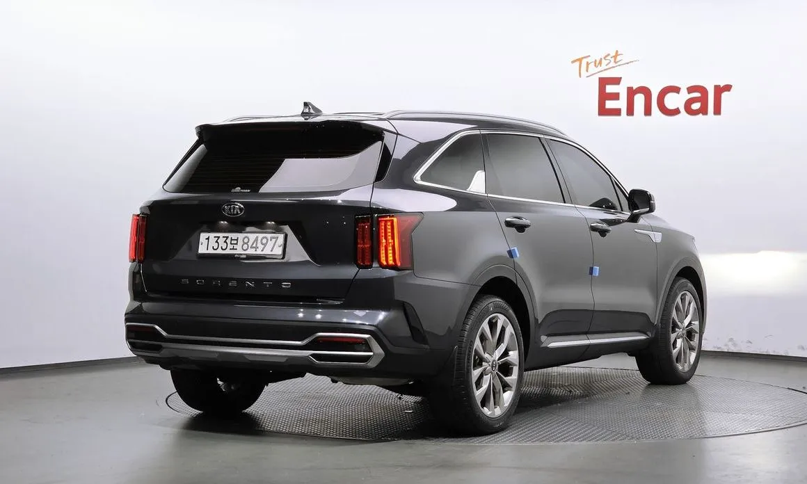 Kia Sorento — фото 4