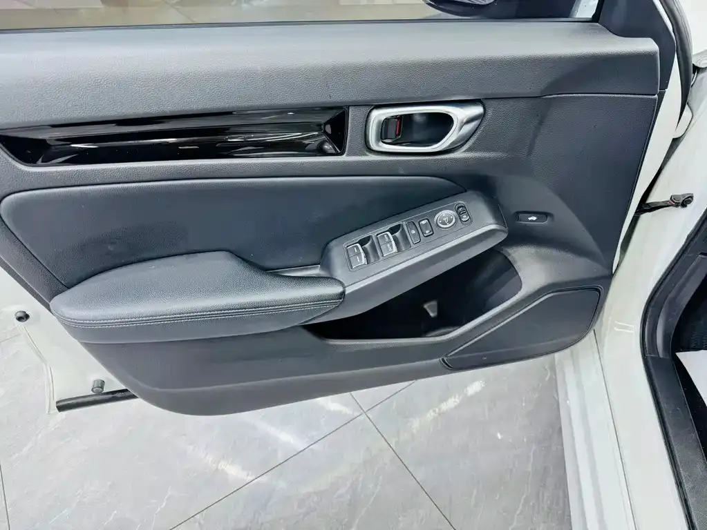 Honda Civic — фото 7