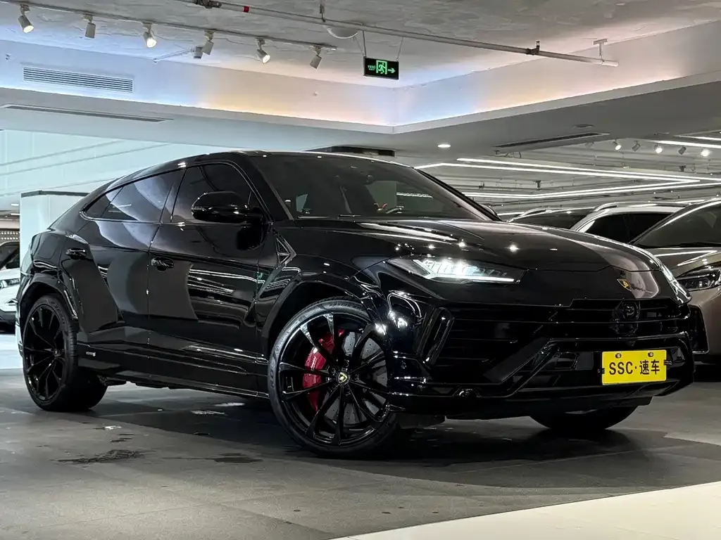 Lamborghini Urus — фото 7