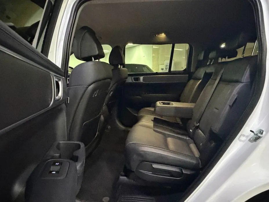 Hyundai Santafe — фото 8