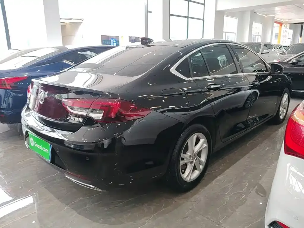 Buick Regal — фото 10