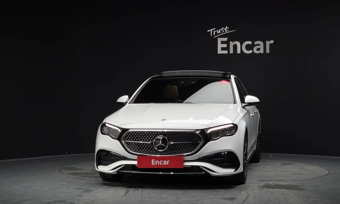 Mercedes-Benz E-Class — фото 2