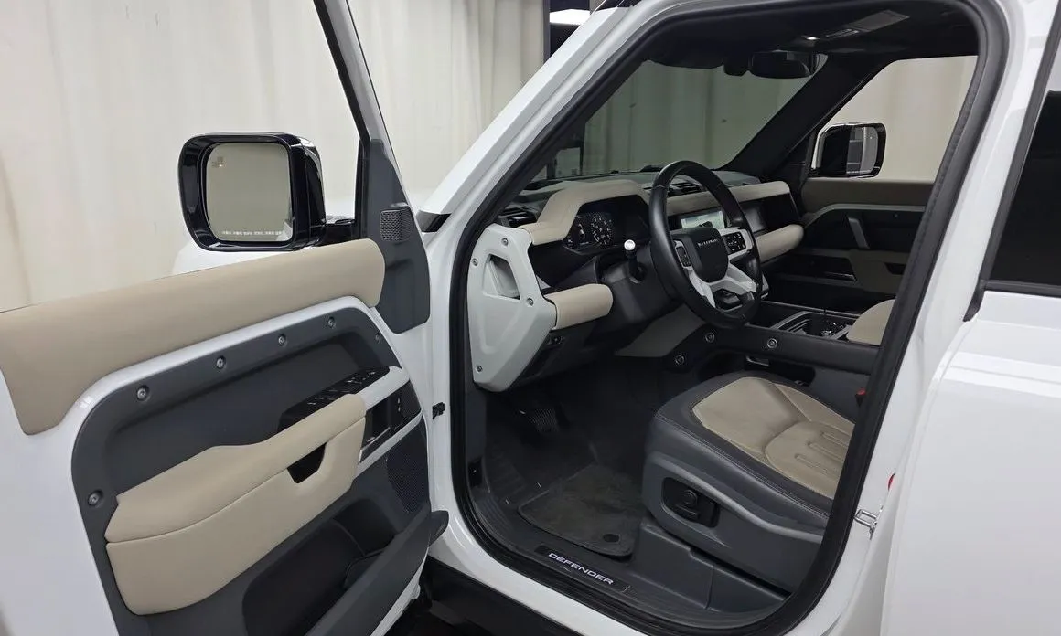 Land Rover Defender — фото 10