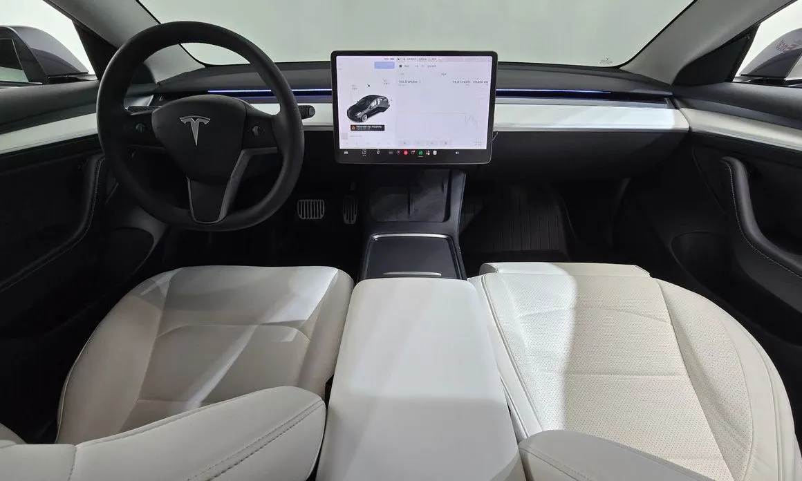 Tesla Model 3 — фото 2