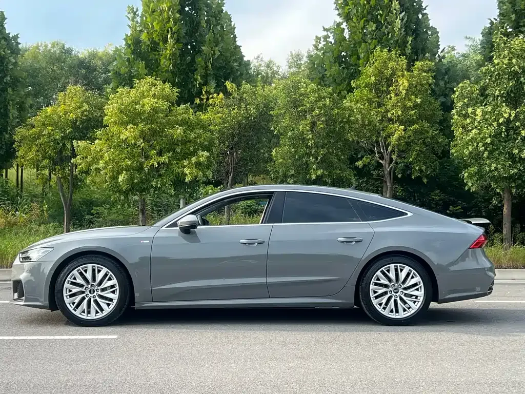 Audi A7 — фото 7