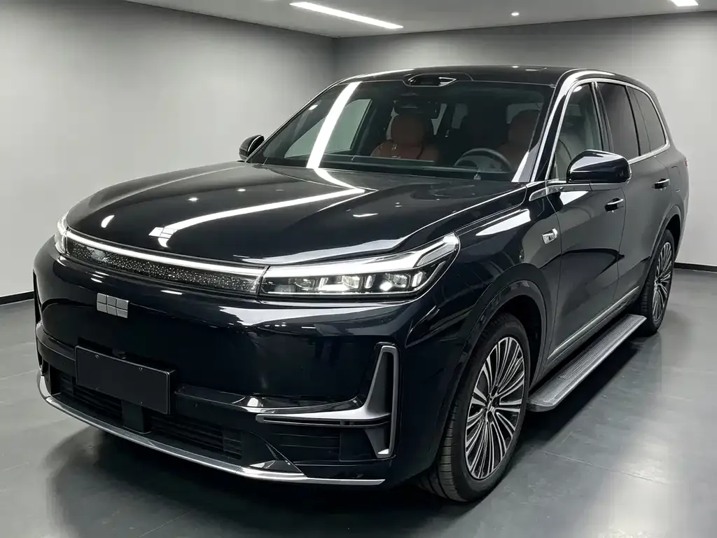 Geely Galaxy M9 — фото 1