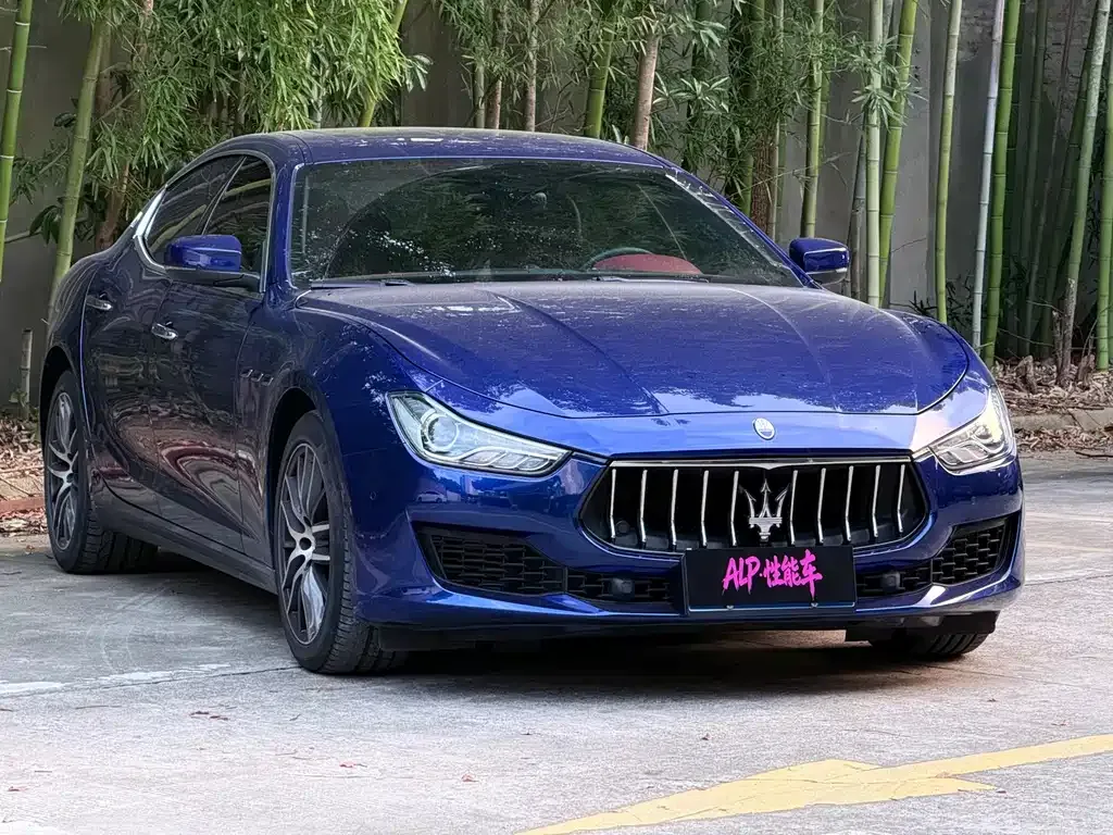 Maserati Ghibli — фото 10