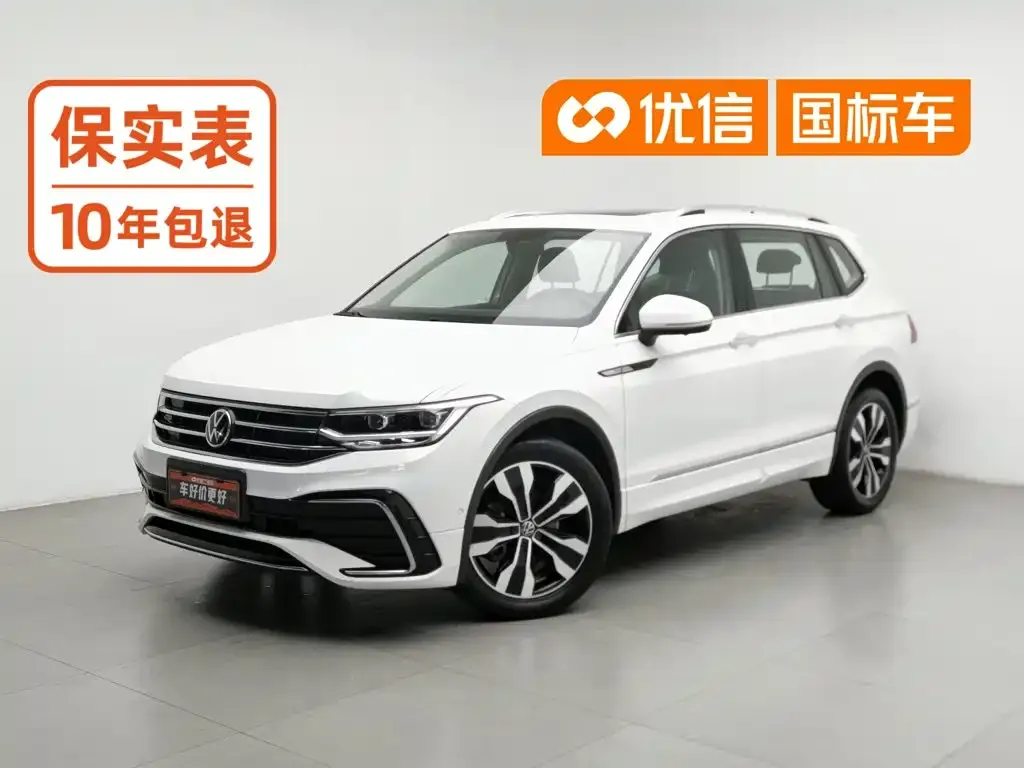 Volkswagen Tiguan L — фото 1