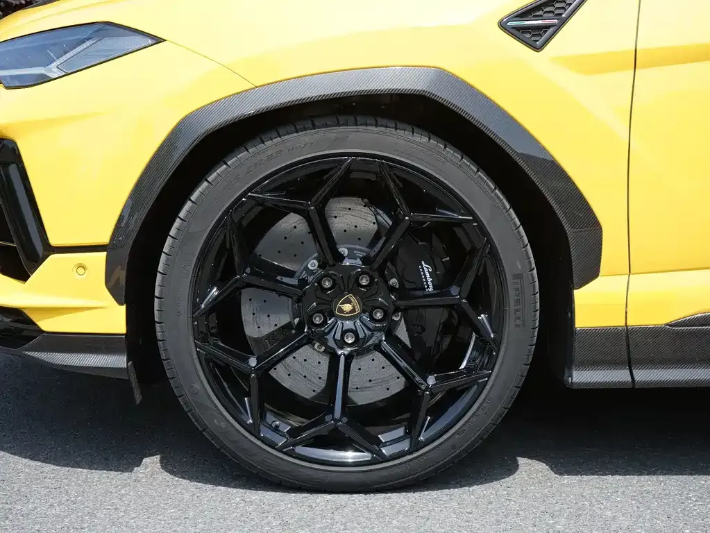 Lamborghini Urus — фото 4