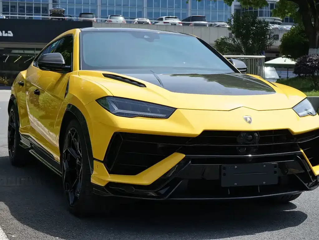 Lamborghini Urus — фото 2