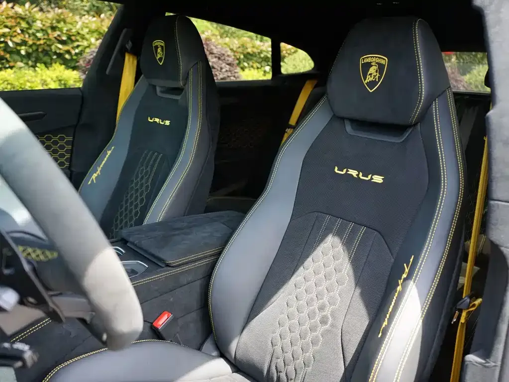 Lamborghini Urus — фото 7