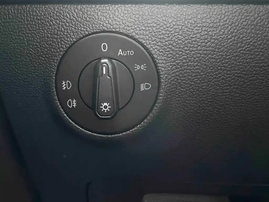 Volkswagen Tharu — фото 7