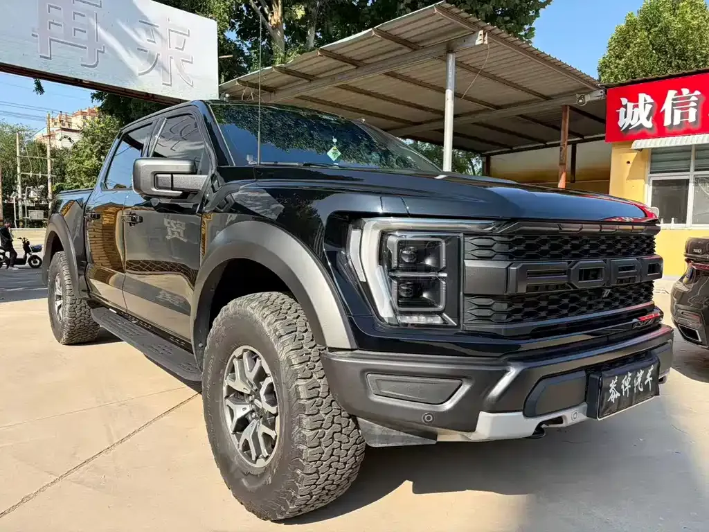 Ford F-150 Raptor — фото 8