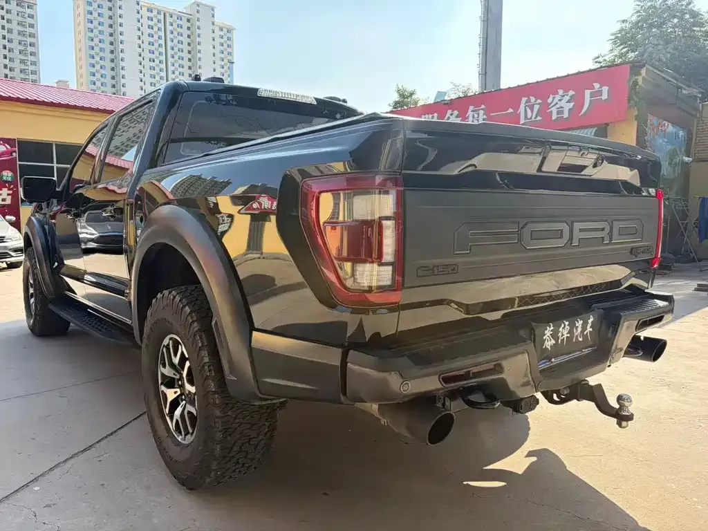 Ford F-150 Raptor — фото 9