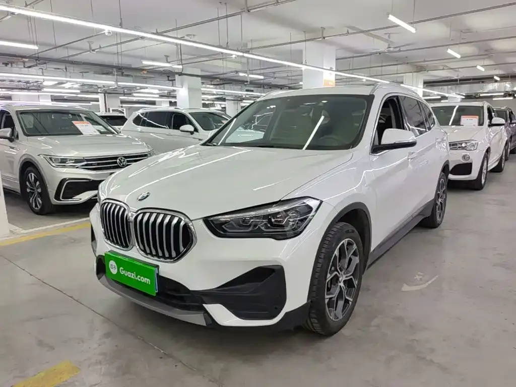 BMW X1 — фото 7
