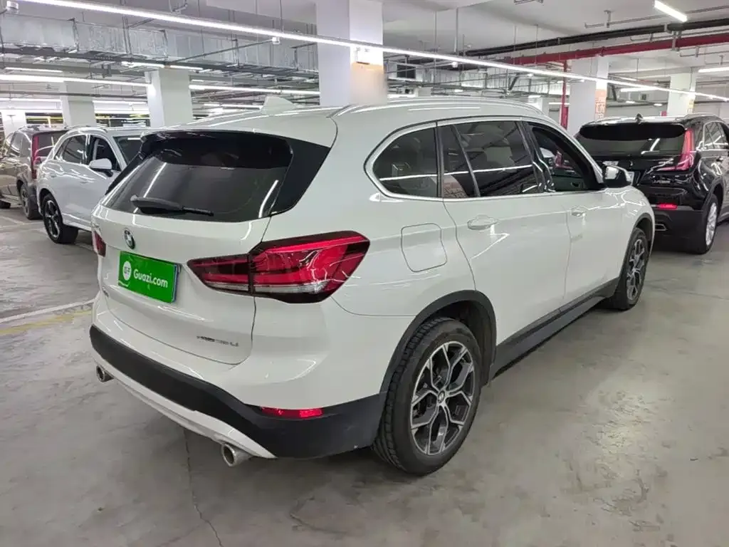 BMW X1 — фото 5