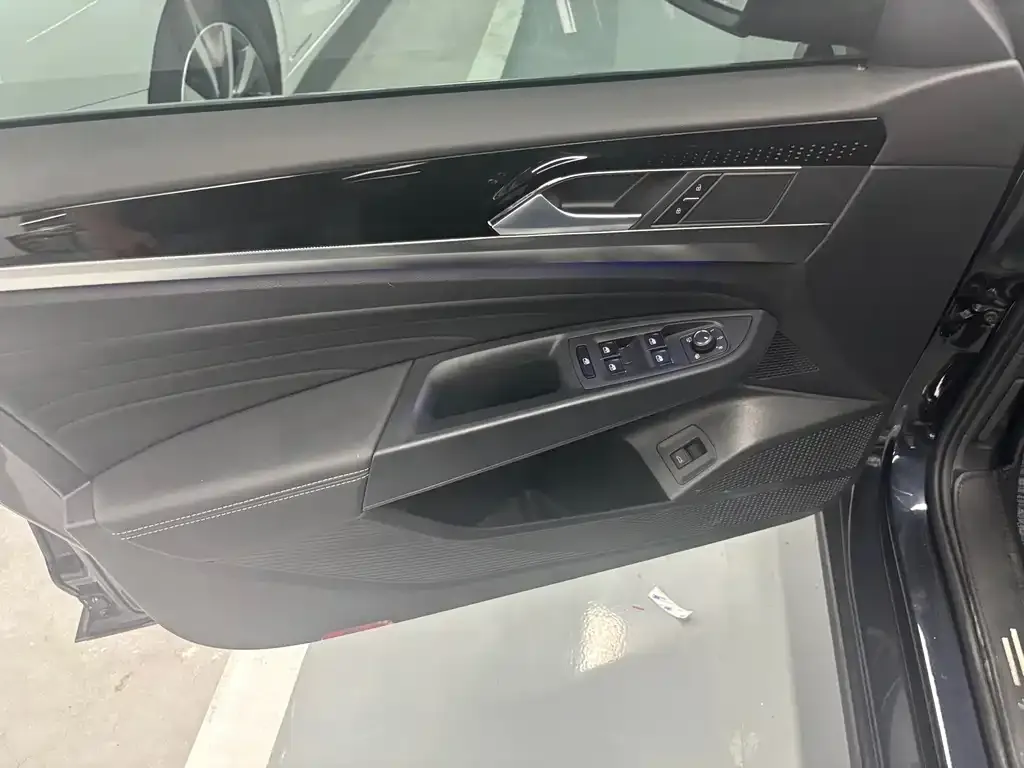 Volkswagen Passat — фото 2
