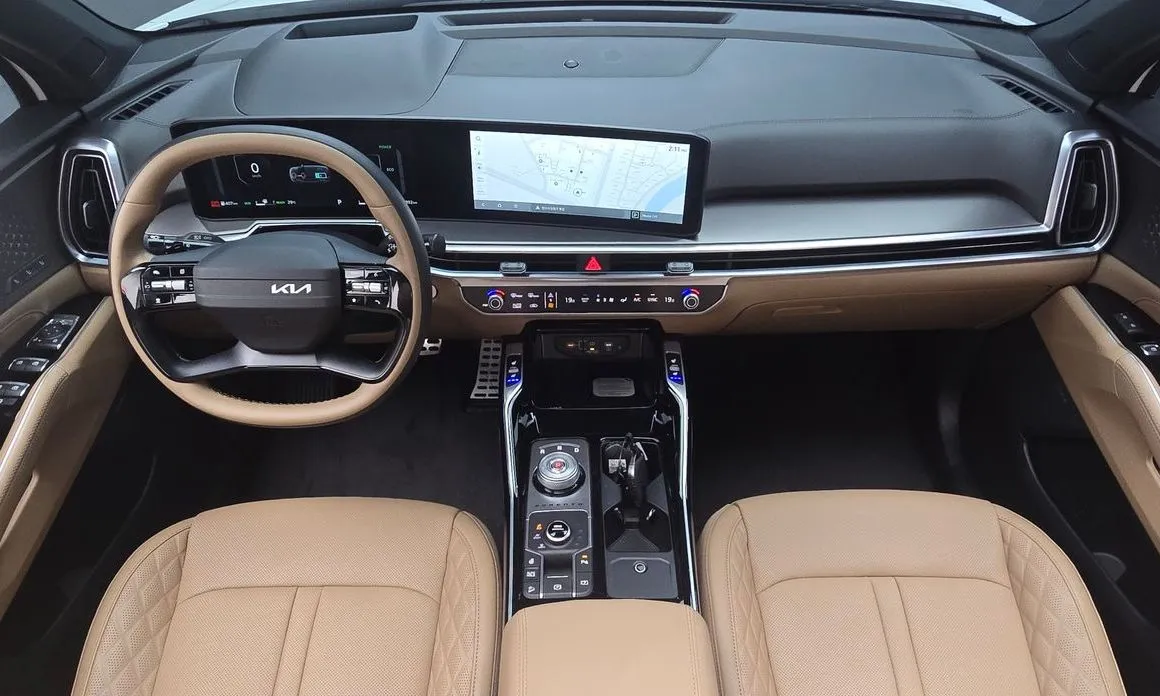 Kia Sorento — фото 10