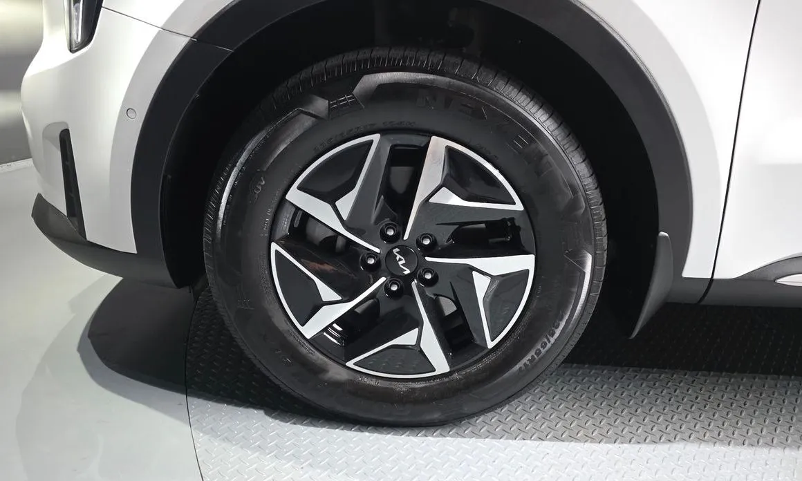 Kia Sorento — фото 2
