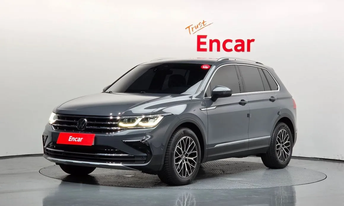 Volkswagen Tiguan — фото 1