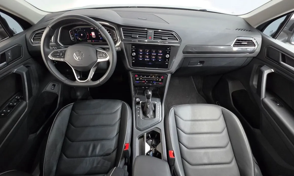 Volkswagen Tiguan — фото 8