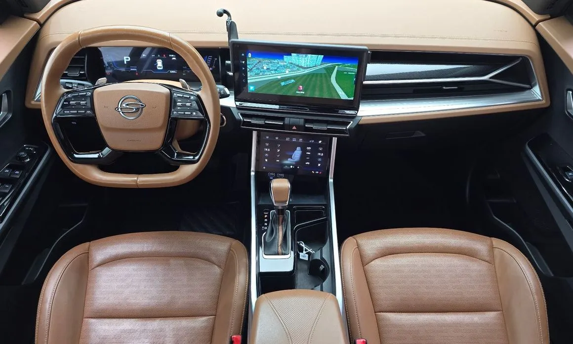 KG Mobility (Ssangyong) Torres — фото 10