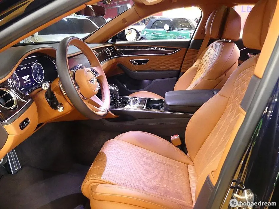 Bentley Flying Spur — фото 8