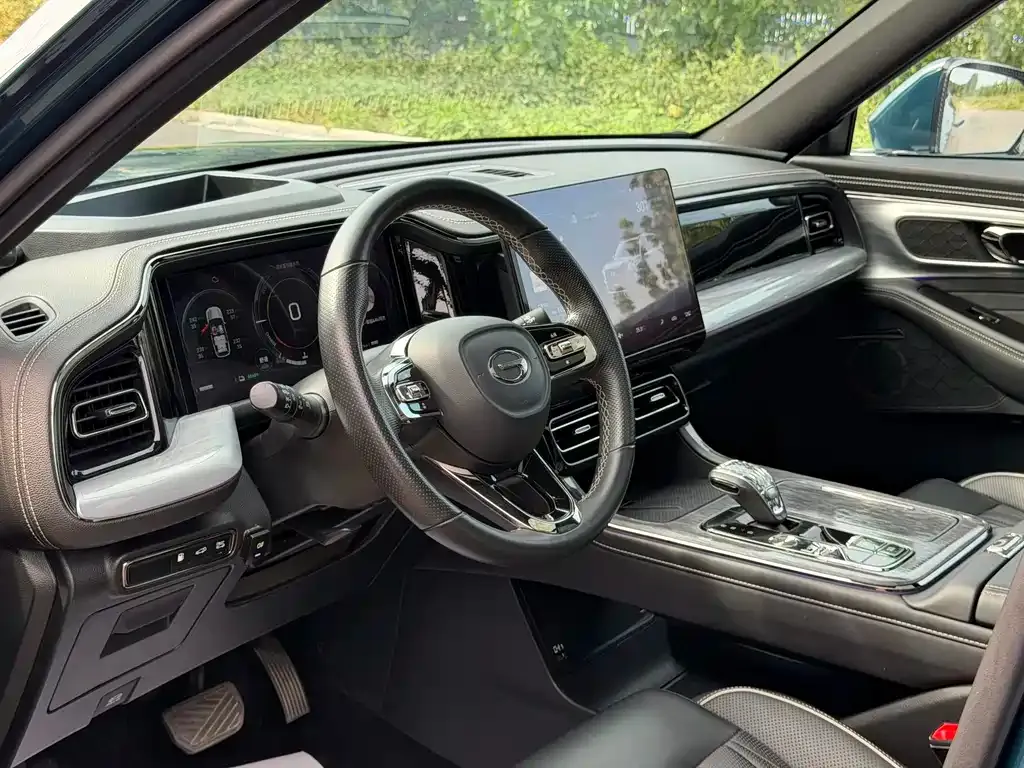 GAC Motor Trumpchi GS8 — фото 3