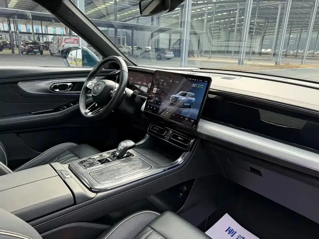GAC Motor Trumpchi GS8 — фото 5