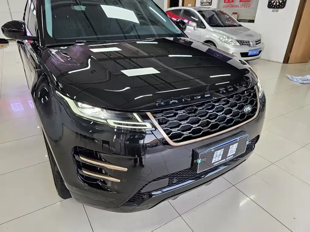 Land Rover Evoque — фото 10