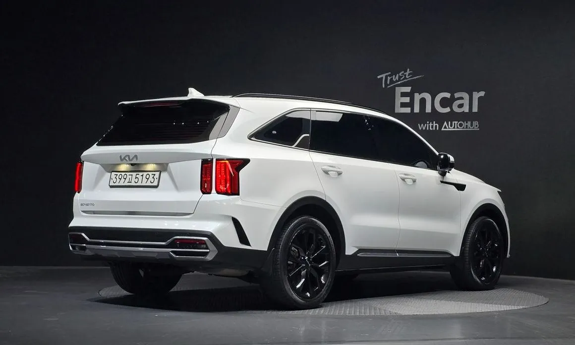 Kia Sorento — фото 5