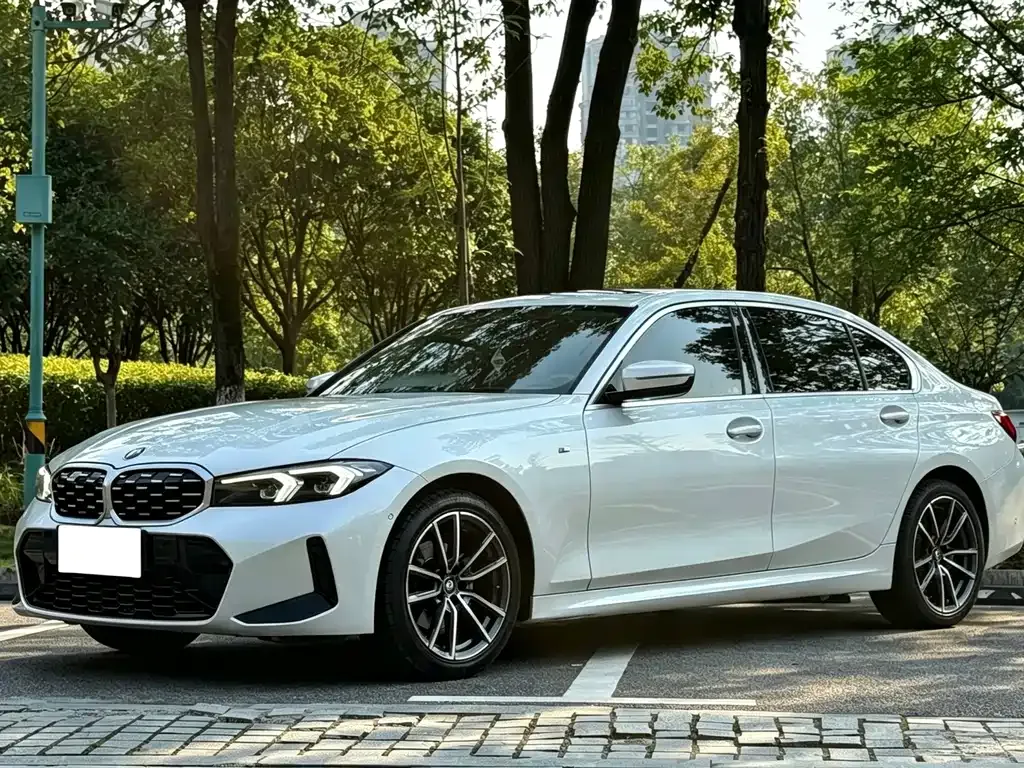 BMW 3 Series — фото 1