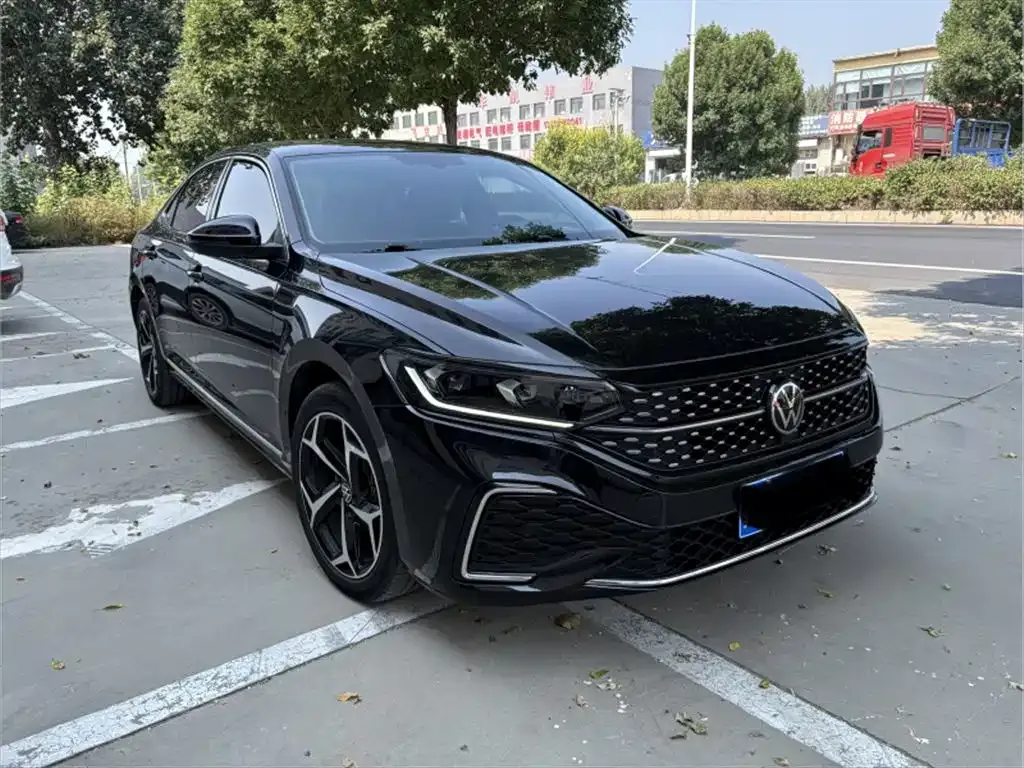 Volkswagen Passat — фото 3