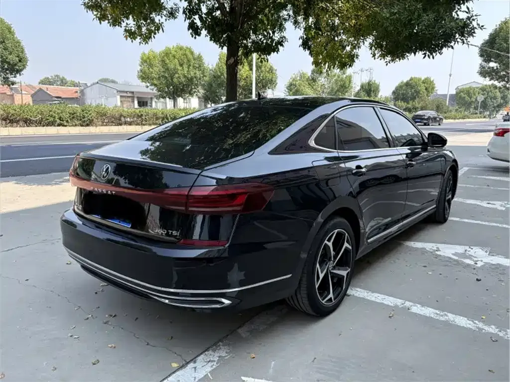 Volkswagen Passat — фото 4