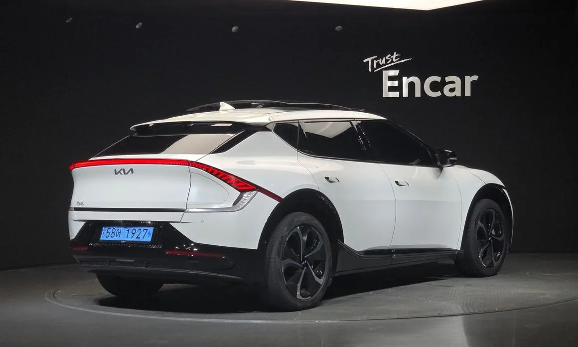 Kia EV6 — фото 3