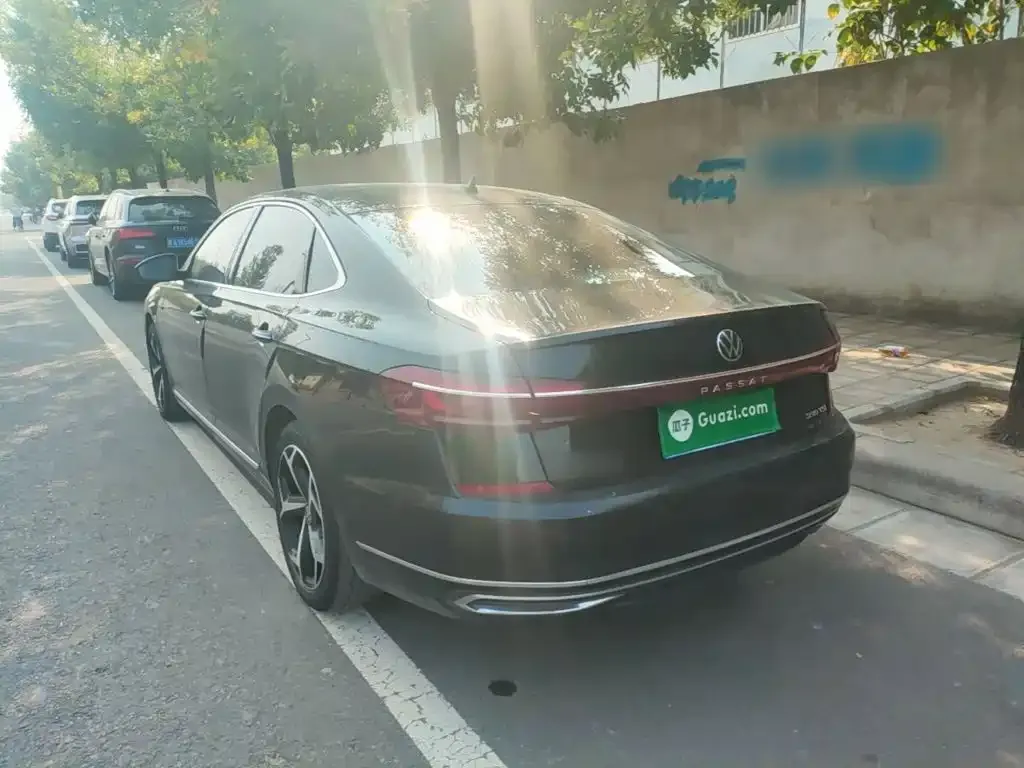Volkswagen Passat — фото 3
