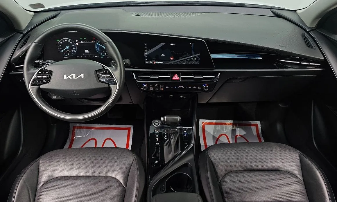 Kia Niro — фото 8