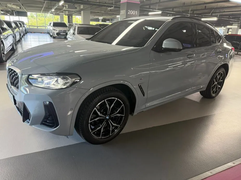 BMW X4 — фото 7